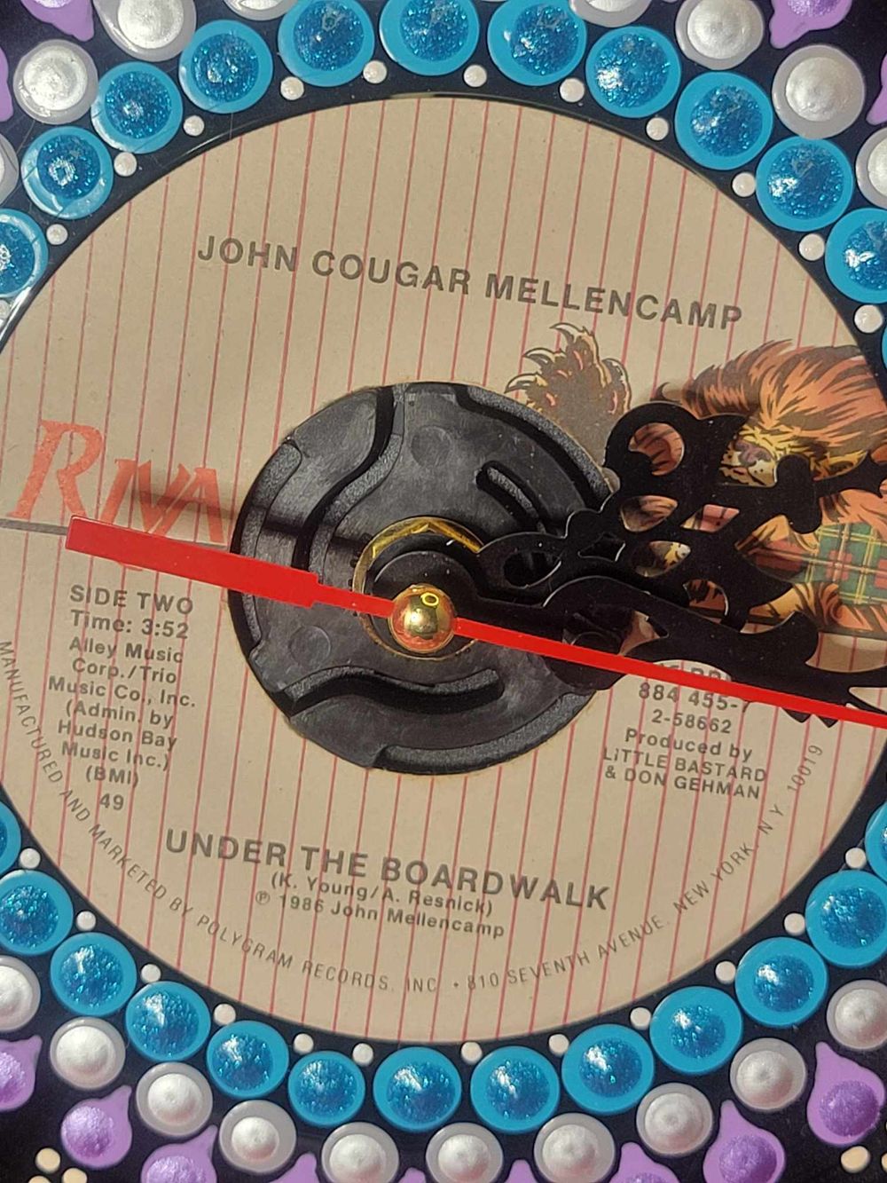 Hand painted 45rpm record clock ("Under the boardwalk")